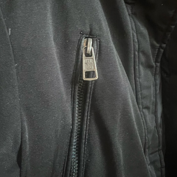 Moncler kids size large puffer down coat - Picture 3 of 9